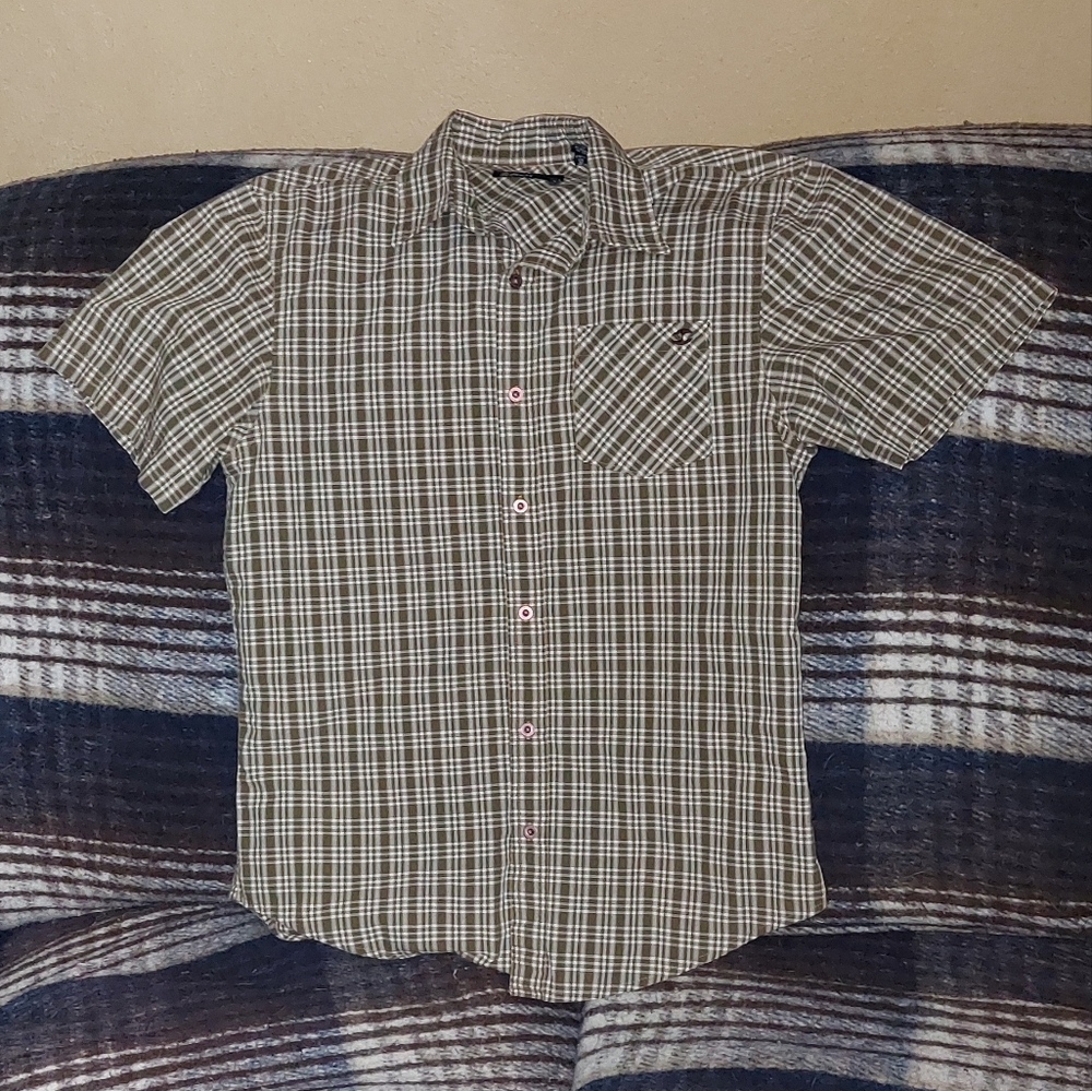 SPLIT (Brand) Men's Plaid Short Sleeve Shirt